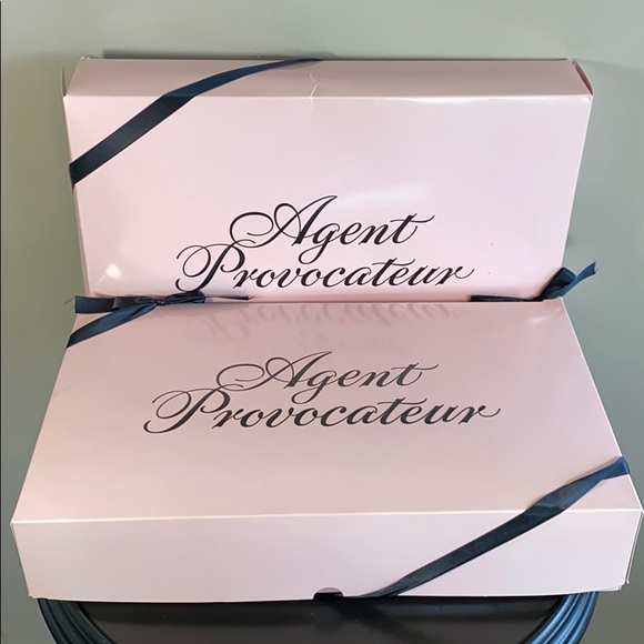 Agent Provocateur Other - Agent Provocateur Destination Beach Towel• OneSize